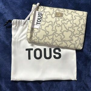 Tous Clutch